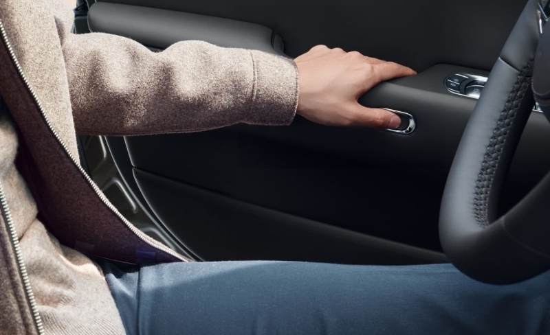 Hyundai G90, Easy Close жүйесі